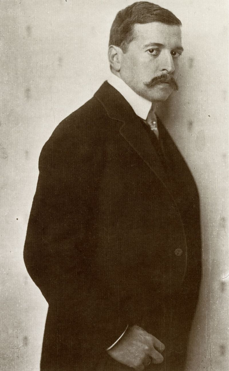 Nicola_Perscheid_-_Hugo_von_Hofmannsthal_1910